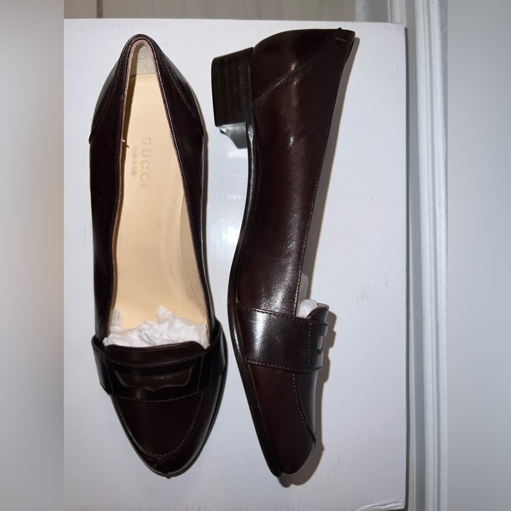 Gucci Women’s Loafers - Picture 2 of 3